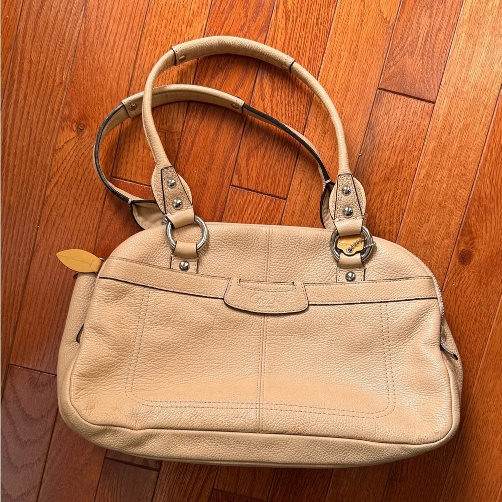 Coach Penelope Genuine Leather Purse - Picture 9 of 16